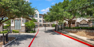 7342 Oak Manor Gallery 36