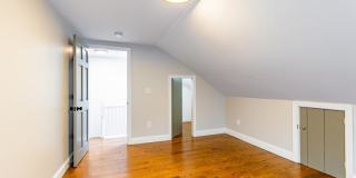 173 Emerson Gallery 7