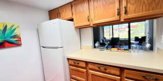 Beautiful and cozy 1BR Townhome in Green Valley Gallery 12