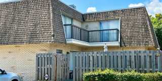 8206 SW 23rd Ct Gallery 1