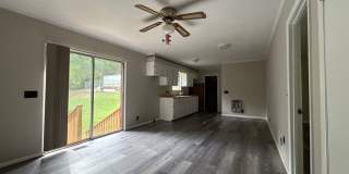 310 W 6th St, Oxford **MOVE IN SPECIAL** Gallery 1