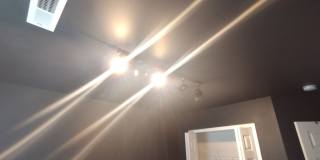 Room in 4 Bedroom Home at Genlee Dr Gallery 34