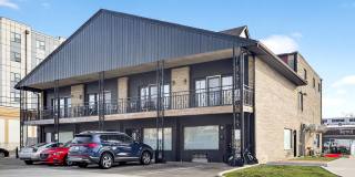 *August 2027* Great Downtown Apartment! One Block from Downtown! Gallery 8