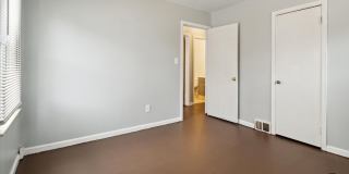 $1,250/month - 2 bedroom 1 bath Gallery 14