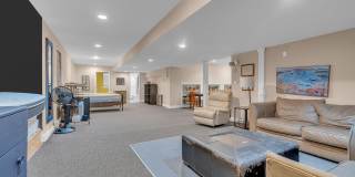 21 Old Queens Court Gallery 31