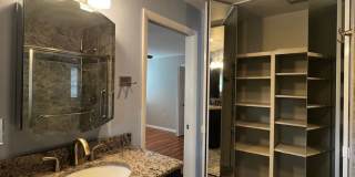 Luxurious 4 Bed 2.5 Bath in Hershey Gallery 46