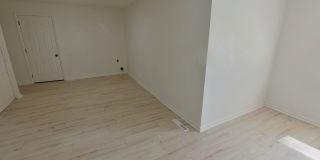 5BR Renovated Home - Accepting Section 8 Gallery 5
