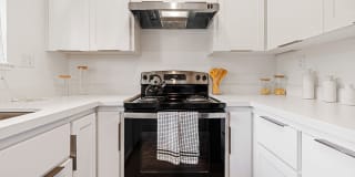 Pruneyard West Gallery 28