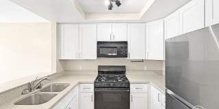 Cozy 1BD/1BA Condo in Spring Valley with Reserved Parking, Private Patio & W/D Gallery 1