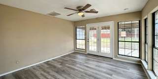 Beautiful 3 Bed 2 Bath in the Heart of Moore! Beautiful 3 Bed 2 Bath in the Heart of Moore! Gallery 3