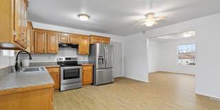 1177 E Amber Drive Gallery 8