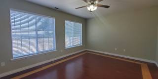2452 N. Rhode Island Court in Beautiful South Richland! Gallery 1