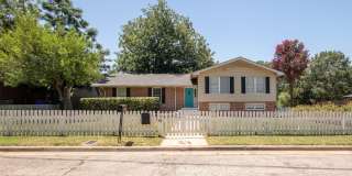 2325 Lake Ridge Circle 2325 Lake Ridge Circle Gallery 1