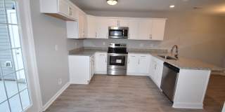 The Stowe Court Dog Friendly Condo for rent! Gallery 8