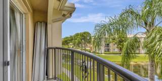 600 N Crestwood Ct N Gallery 25