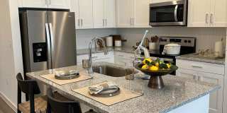 9911 Hill Ln Gallery 8