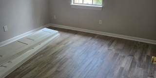 1200 Lake Dr Gallery 3