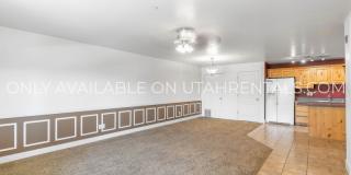 389 S State St Gallery 6