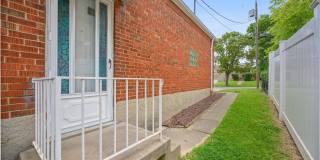 1723 Tuxworth Avenue Gallery 33