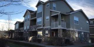 Beautiful 2 Bedroom, 2.5 Bath Townhome near E470 with 2 Car Garage and Gas Fireplace1 Gallery 1