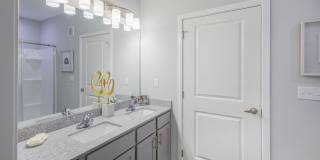 The Reserve at River Place Gallery 8