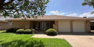 3 Bedroom 2 Bathoom Available Mid- August 3 Bedroom 2 Bathoom Available Mid- August Gallery 1