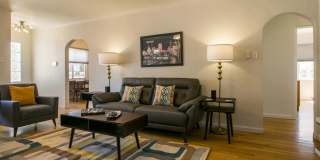 Newly renovated! 3 Bedroom in Nob Hill Gallery 3