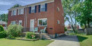 5113 MERIDY Avenue Gallery 1