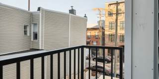 Graduate Pointe Gallery 106