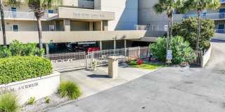 321 Bream Avenue Gallery 2
