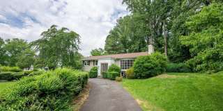 6438 WOODVILLE Drive Gallery 1