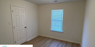 5 East Byfield Drive Gallery 9
