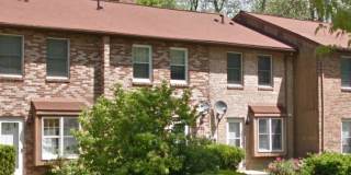 2 Bedroom Townhome for Professionals in State College Gallery 1