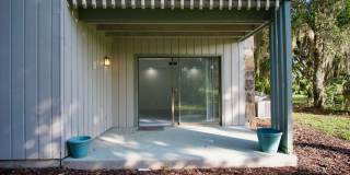 Studio in Grenelefe now available! Gallery 11