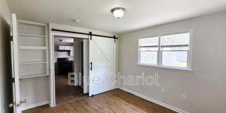 528 Short Street West Gallery 21