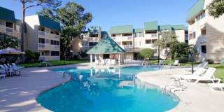 Furnished Two-Bedroom Coastal Condo | North End of Hilton Head Gallery 40