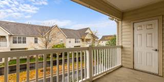 Marble Cliff Commons Gallery 85