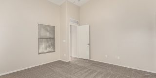 4 bedroom home in Surprise!! Gallery 18