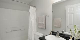 Sedona at Lone Mountain Apartments Gallery 35