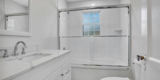 92 Hillside Avenue Gallery 22