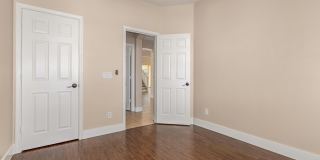10625 E Knowles Avenue Gallery 32