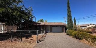 3 Bedroom 2 Bathroom Fully Furnished Home Gallery 1