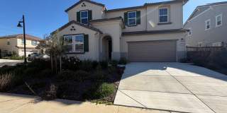 Beautiful 5 bedroom, 2 bathroom 2 story home in Rancho Cordova Gallery 1