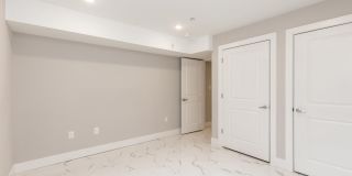 1724 N MARSHALL Street Gallery 25