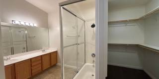 ***MOVE-IN SPECIAL!!!*** 2-Bedroom, 2-Bathroom Townhome located in Henderson, Nevada Gallery 20