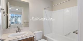 Great Two Bedroom Home In Sherwood! ~Must See The Balcony! Gallery 14