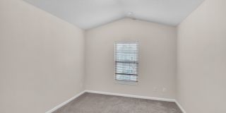 3 bedroom/ 2.5 bathroom townhome near the airport! Gallery 14