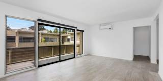 Live in one of the best locations in Los Angeles - Hollywood Hills Gallery 6