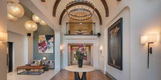 Manor Scottsdale Gallery 7