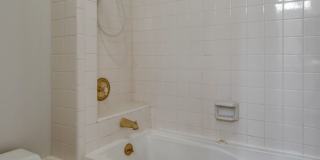 Two Bedroom Condo With Office in Green Hills Gallery 13